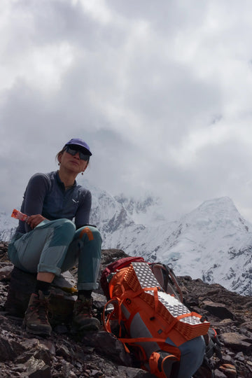 Junge Alpinisten Team with Moonvalley bars during their expedition in Peru.
